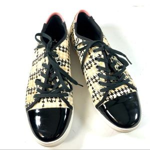 Women Adam Tucker NIzza leather sneakers sz 7,5